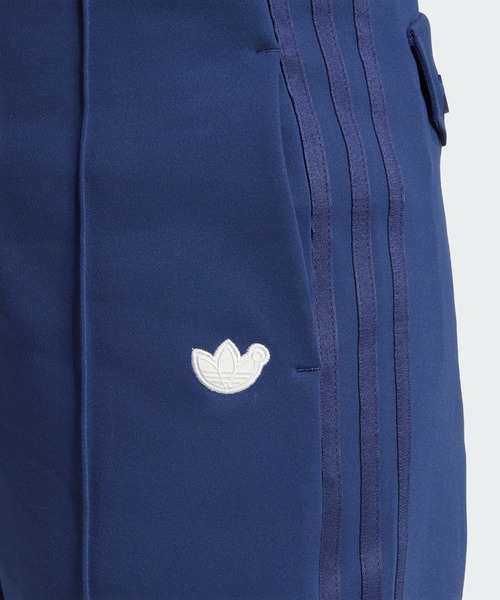 adidas（アディダス）の「BLUE VERSION クラブ ハイウエストパンツ