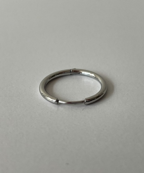 CANAL JEAN（キャナルジーン）の「Pt　フープピアス（ピアス（両耳用）・レディース・シルバー/ゴールド・ONE SIZE）」の6枚目の写真