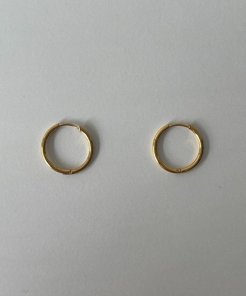CANAL JEAN（キャナルジーン）の「Pt　フープピアス（ピアス（両耳用）・レディース・シルバー/ゴールド・ONE SIZE）」の7枚目の写真