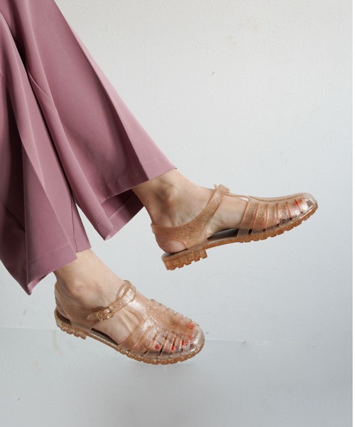 Fabby fabby(ファビィーファビィー)の「ラメグルカフラットサンダル(サンダル・レディース・ゴールド/ブラック/シルバー・SMALL/MEDIUM/LARGE)」の3枚目の写真