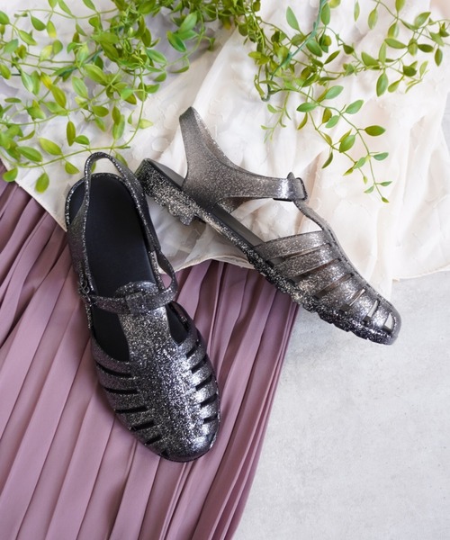 Fabby fabby(ファビィーファビィー)の「ラメグルカフラットサンダル(サンダル・レディース・ゴールド/ブラック/シルバー・SMALL/MEDIUM/LARGE)」の8枚目の写真