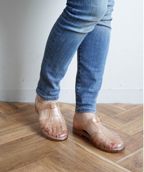 Fabby fabby(ファビィーファビィー)の「ラメグルカフラットサンダル(サンダル・レディース・ゴールド/ブラック/シルバー・SMALL/MEDIUM/LARGE)」の18枚目の写真