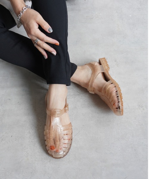 Fabby fabby(ファビィーファビィー)の「ラメグルカフラットサンダル(サンダル・レディース・ゴールド/ブラック/シルバー・SMALL/MEDIUM/LARGE)」の20枚目の写真