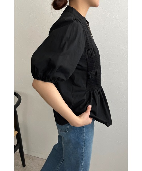 palm RICHE(ポームリシュ)の「シャーリングデザインブラウス(シャツ/ブラウス・レディース・オフホワイト/ブラック・M)」の16枚目の写真