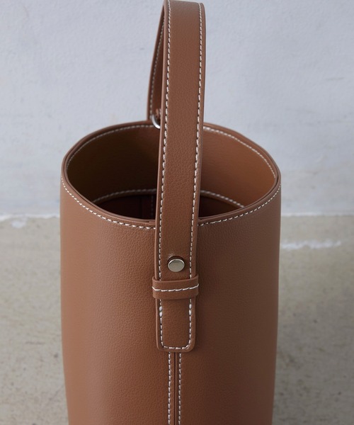 EFOLE(エフォル)の「Flower print bucket bag / フラワープリント バケットバッグ(ハンドバッグ・レディース・ブラウン/オフホワイト・FREE)」の6枚目の写真