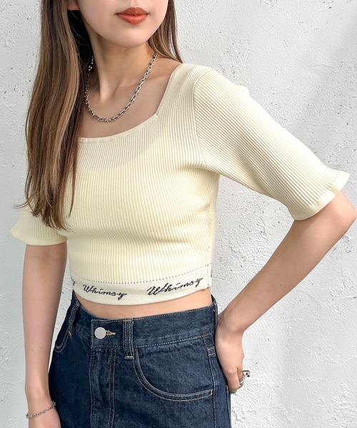 apres jour mignon（アプレジュールミニョン）の「ロゴ入りショートニット【ZOZOTOWN限定アイテム】（ニット/セーター・レディース・アイボリー/その他/ブラック系その他/ブラック・X-LARGE/フリー）」の2枚目の写真