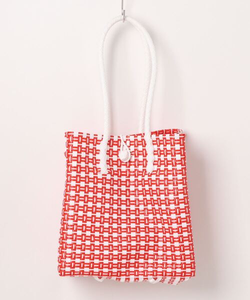 salle de bal(サルデバル)の「パサールバッグ スクエアソリッド S Pasar BAG S TCI(トートバッグ・レディース・ブラック/オレンジ/ブルー/ダークグリーン/レッド/ブラック系その他/ライトグレー/パープル/ゴールド/グリーン系その他/レッド系/ピンク系・S)」の1枚目の写真