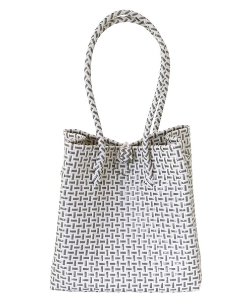 salle de bal(サルデバル)の「パサールバッグ スクエアソリッド S Pasar BAG S TCI(トートバッグ・レディース・ブラック/オレンジ/ブルー/ダークグリーン/レッド/ブラック系その他/ライトグレー/パープル/ゴールド/グリーン系その他/レッド系/ピンク系・S)」の18枚目の写真