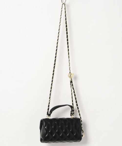 DONOBAN（ドノバン）の「キルティングチェーンショルダーバッグ（ショルダーバッグ・レディース・ブラック/ピンク/グリーン/アイボリー・ONESIZE）」の7枚目の写真