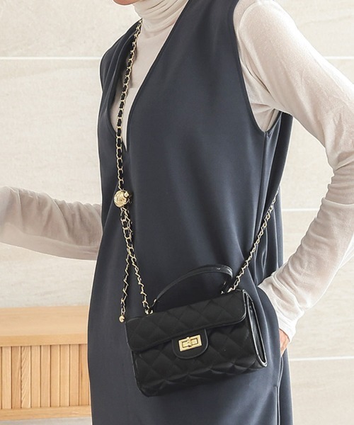 DONOBAN（ドノバン）の「キルティングチェーンショルダーバッグ（ショルダーバッグ・レディース・ブラック/ピンク/グリーン/アイボリー・ONESIZE）」の3枚目の写真