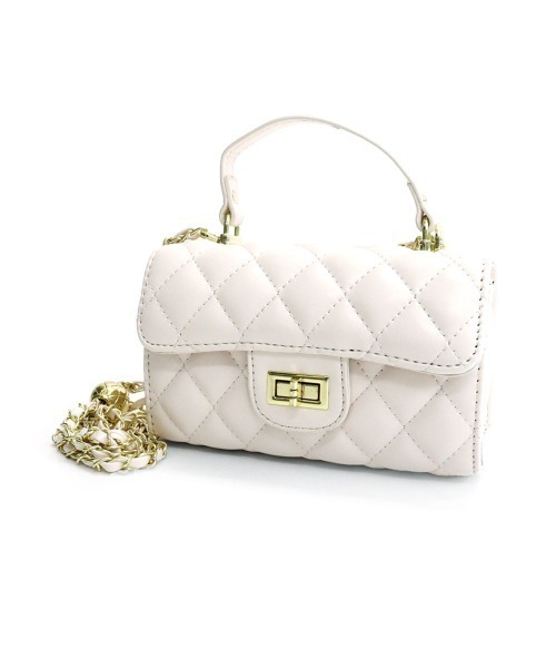 DONOBAN（ドノバン）の「キルティングチェーンショルダーバッグ（ショルダーバッグ・レディース・ブラック/ピンク/グリーン/アイボリー・ONESIZE）」の17枚目の写真