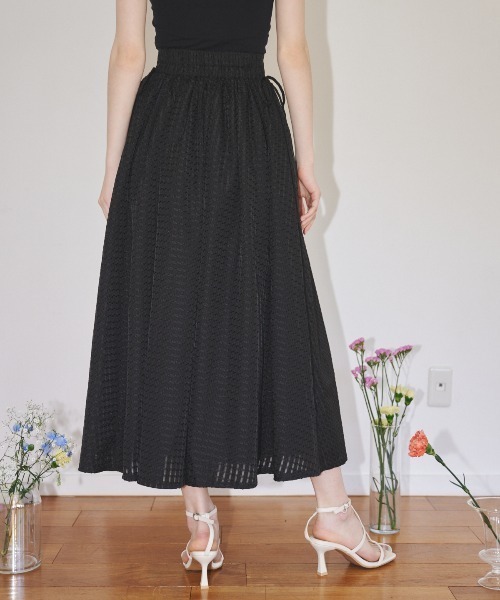 MIRO AMURETTE（ミロアミュレット）の「side ribbon check skirt/チェックボリュームスカート（スカート・レディース・ホワイト/ブラック・MEDIUM/SMALL）」の7枚目の写真