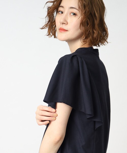 grove（グローブ）の「◆【ひんやり】くるみ釦キーネックフリルブラウス（シャツ/ブラウス・レディース・ブラック系1/ナチュラル/グリーン/ネイビー・02/03/01/05/04）」の17枚目の写真