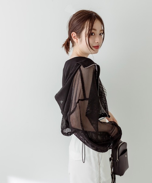 OLIVE des OLIVE(オリーブデオリーブ)の「クロップドメッシュパーカー 1031070110(パーカー・レディース・オフホワイト/ブラック・FREE)」の13枚目の写真