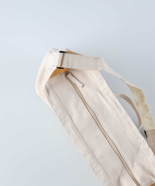 Lee（リー）の「【Lee】ＬＥＥ ビッグショルダーバッグ（ショルダーバッグ・レディース・ブラック/キナリ・ONE SIZE）」の12枚目の写真