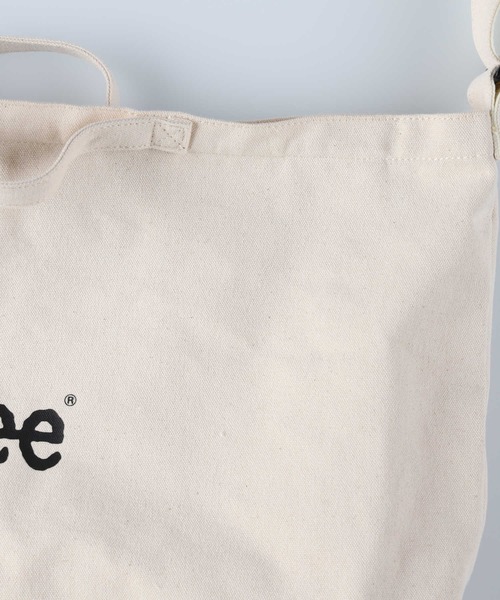 Lee（リー）の「【Lee】ＬＥＥ ビッグショルダーバッグ（ショルダーバッグ・レディース・ブラック/キナリ・ONE SIZE）」の14枚目の写真