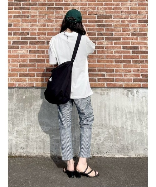 Lee（リー）の「【Lee】ＬＥＥ ビッグショルダーバッグ（ショルダーバッグ・レディース・ブラック/キナリ・ONE SIZE）」の21枚目の写真