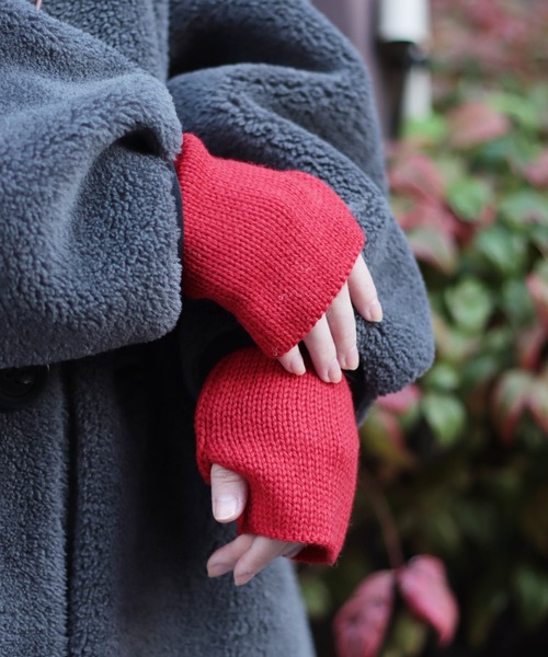HIGHLAND 2000（ハイランドトゥーサウザンド）の「[ HIGHLAND2000 ] KNIT MITTEN / ミラノウール ミトングローブ（手袋・レディース・レッド/ブラック/アイボリー・FREE）」の3枚目の写真
