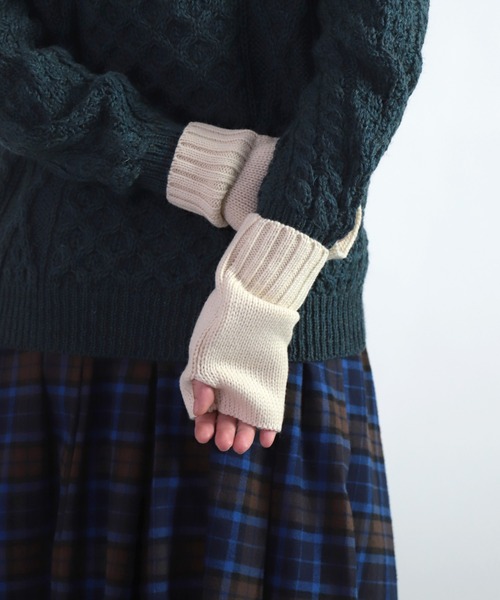 HIGHLAND 2000（ハイランドトゥーサウザンド）の「[ HIGHLAND2000 ] KNIT MITTEN / ミラノウール ミトングローブ（手袋・レディース・レッド/ブラック/アイボリー・FREE）」の6枚目の写真