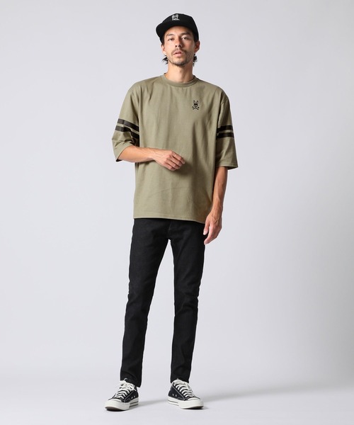 Psycho Bunny（サイコバニー）の「[EC限定]スリーブライン ビッグシルエット Tシャツ（Tシャツ/カットソー・メンズ・ブラック/グレイッシュベージュ/ホワイト・SMALL/MEDIUM/LARGE/X-LARGE）」の14枚目の写真