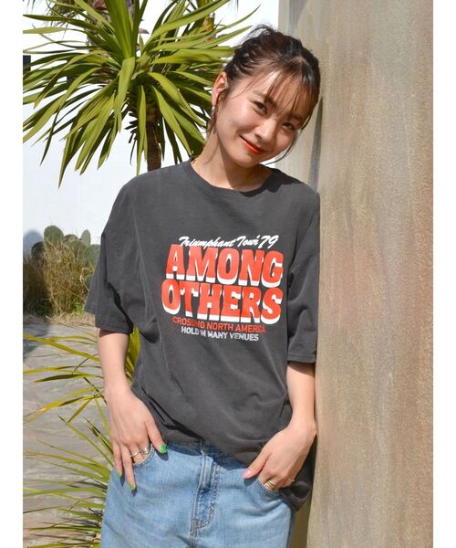 Ungrid（アングリッド）の「ツアーロゴルーズTee（Tシャツ/カットソー・レディース・イエロー/オレンジ/オフホワイト/チャコールグレー/ブルー・FREE）」の6枚目の写真