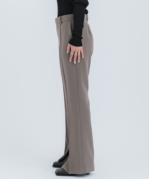 STUDIOUS（ステュディオス）の「【STUDIOUS/ステュディオス】スリットフレアパンツ/セットアップ対応/スーパーストレッチ/美脚/脚長（スラックス・レディース・ブラック/ライトグレー系1・1/2/3）」の18枚目の写真