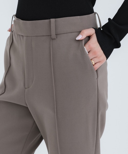 STUDIOUS（ステュディオス）の「【STUDIOUS/ステュディオス】スリットフレアパンツ/セットアップ対応/スーパーストレッチ/美脚/脚長（スラックス・レディース・ブラック/ライトグレー系1・1/2/3）」の21枚目の写真