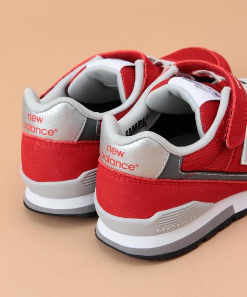 green label relaxing（グリーンレーベルリラクシング）の「［ニューバランス］/KV996 17cm～21cm（スニーカー・キッズ・ベージュ/レッド・18.0cm/20.0cm/21.0cm/17.0cm/19.0cm）」の4枚目の写真