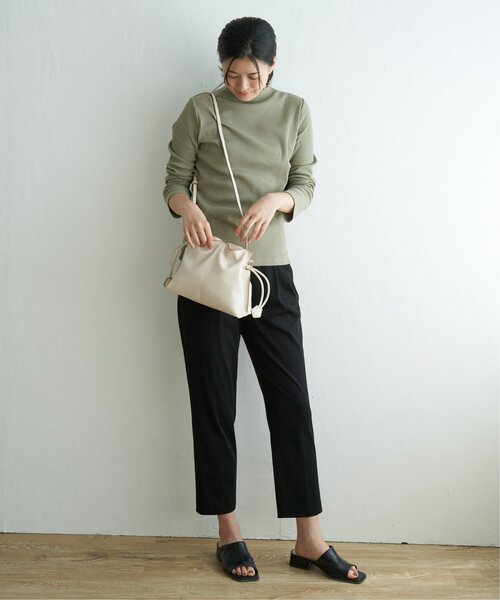 ikka(イッカ)の「【親子コーデ】三角テレコ長袖Tシャツ(Tシャツ/カットソー・レディース・ライトグレー/オフホワイト/グリーン/ブルー系/ブラック/オレンジ・L/M/S)」の17枚目の写真