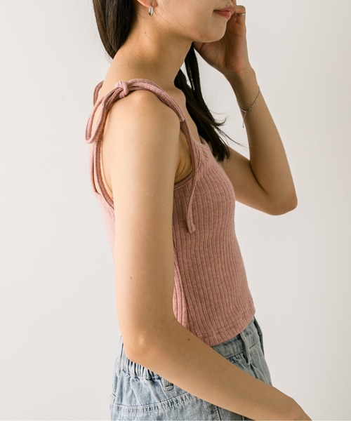 OLIVE des OLIVE(オリーブデオリーブ)の「リボンキャミソール 1032060170(キャミソール・レディース・ブラック/オフホワイト/ピンク/ラベンダー/ライトベージュ/チャコールグレー/サックスブルー/トップグレー・FREE)」の10枚目の写真