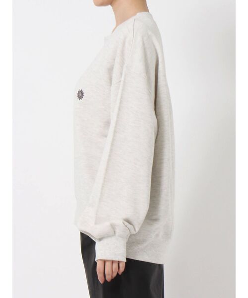 EVRIS（エヴリス）の「SUNNYラグランスウェットトップス【セットアップ着用可能】（スウェット・レディース・ブラック/グレー/ネイビー・FREE）」の15枚目の写真