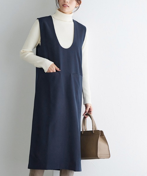 Pierrot（ピエロ）の「ラウンドネックジャンパースカート（ジャンパースカート・レディース・ブラック/チャコール/ネイビー・M/L/PM）」の3枚目の写真