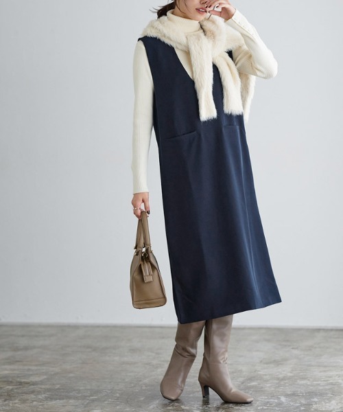 Pierrot（ピエロ）の「ラウンドネックジャンパースカート（ジャンパースカート・レディース・ブラック/チャコール/ネイビー・M/L/PM）」の9枚目の写真