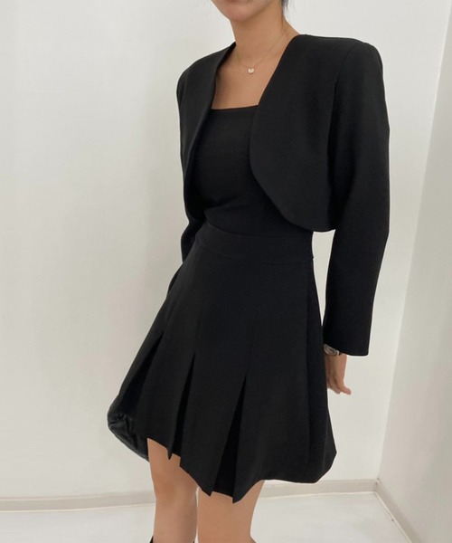 LYEON（リヨン）の「ショートジャケット×プリーツワンピースセット（ワンピース・レディース・ブラック/グレー・FREE）」の14枚目の写真