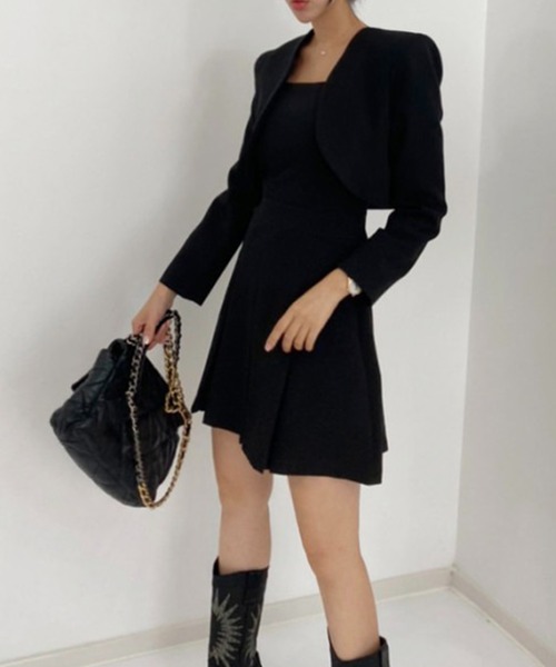 LYEON（リヨン）の「ショートジャケット×プリーツワンピースセット（ワンピース・レディース・ブラック/グレー・FREE）」の15枚目の写真