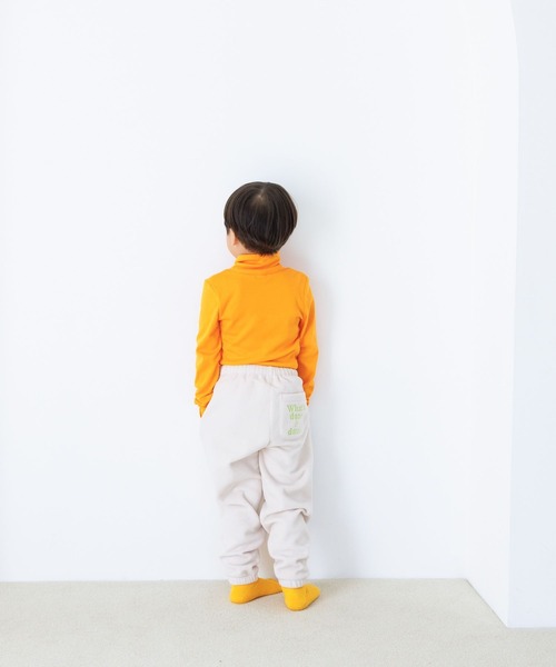 LOWRYS FARM（ローリーズファーム）の「Ｐロゴフリースジョグパンツ　986036（スウェットパンツ・キッズ・ベージュ/カーキ/ネイビー・110cm/150cm/130cm/140cm/120cm）」の9枚目の写真