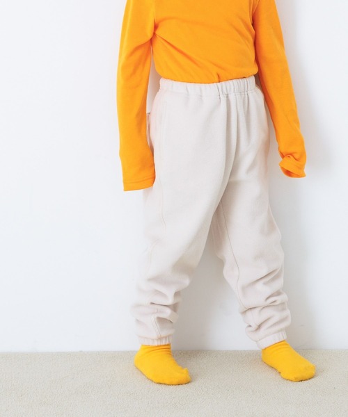 LOWRYS FARM（ローリーズファーム）の「Ｐロゴフリースジョグパンツ　986036（スウェットパンツ・キッズ・ベージュ/カーキ/ネイビー・110cm/150cm/130cm/140cm/120cm）」の11枚目の写真