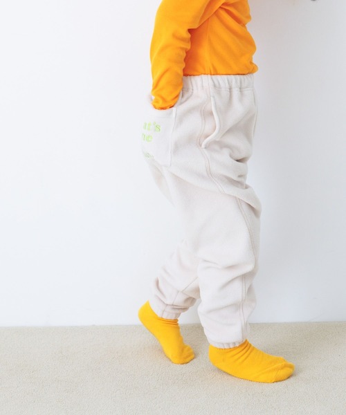 LOWRYS FARM（ローリーズファーム）の「Ｐロゴフリースジョグパンツ　986036（スウェットパンツ・キッズ・ベージュ/カーキ/ネイビー・110cm/150cm/130cm/140cm/120cm）」の12枚目の写真