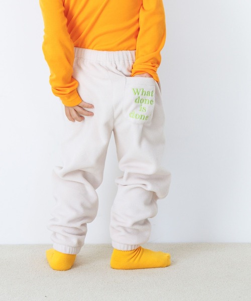 LOWRYS FARM（ローリーズファーム）の「Ｐロゴフリースジョグパンツ　986036（スウェットパンツ・キッズ・ベージュ/カーキ/ネイビー・110cm/150cm/130cm/140cm/120cm）」の13枚目の写真