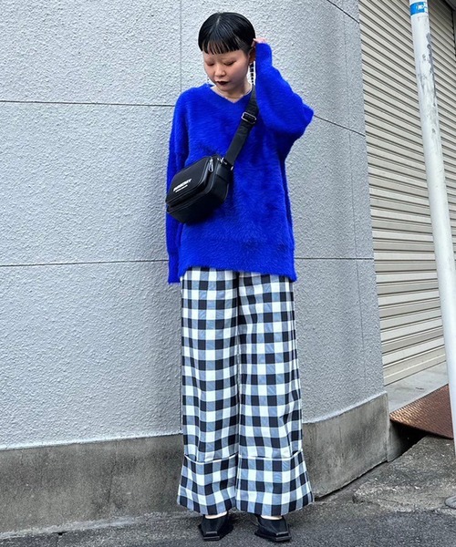 Narcissus（ナルシス）の「【Narcissus】Vカラーニット（ニット/セーター・レディース・ブルー/パープル・FREE）」の20枚目の写真