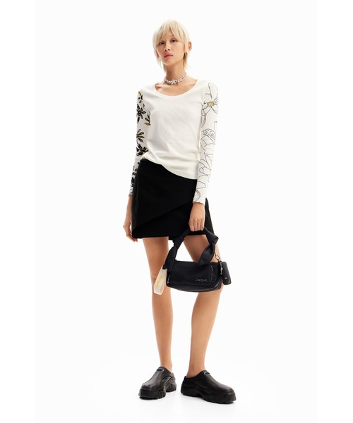 Desigual(デシグアル)の「リボン プレーンカラー ミニクロスボディバッグ(ボディバッグ/ウエストポーチ・レディース・ブラック/グリーン/イエロー・FREE)」の10枚目の写真