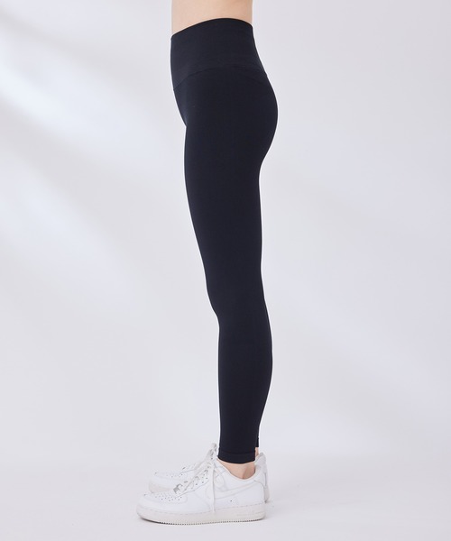 Spiritual Gangster（スピリチュアルギャングスター）の「【SPIRITUAL GANGSTER】LOVE SCLUPET 7/8 LEGGING スポーツレギンス（レギンス/スパッツ・レディース・ブラック/グレー・S）」の9枚目の写真