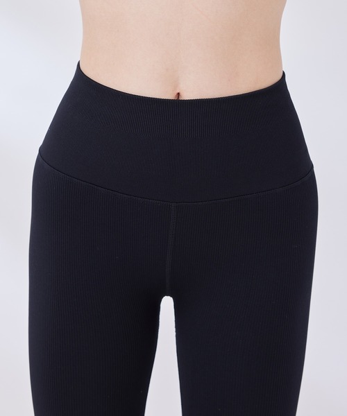 Spiritual Gangster（スピリチュアルギャングスター）の「【SPIRITUAL GANGSTER】LOVE SCLUPET 7/8 LEGGING スポーツレギンス（レギンス/スパッツ・レディース・ブラック/グレー・S）」の12枚目の写真