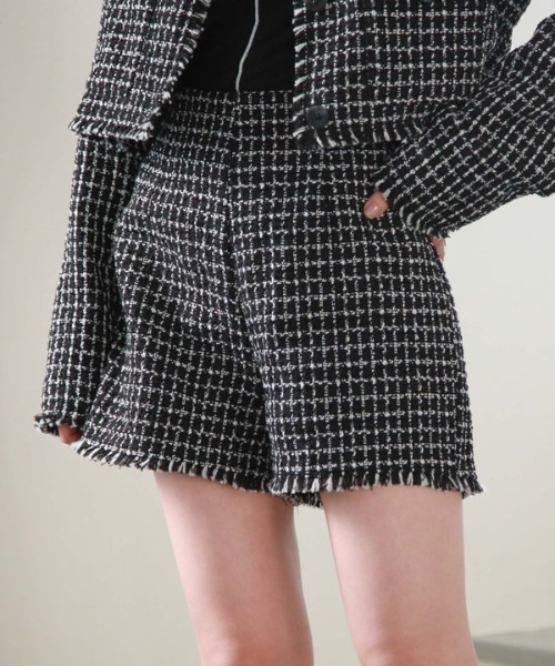 archives（アルシーヴ）の「ツイードフリンジショートパンツ（その他パンツ・レディース・アイボリー/ブラック・MEDIUM）」の2枚目の写真