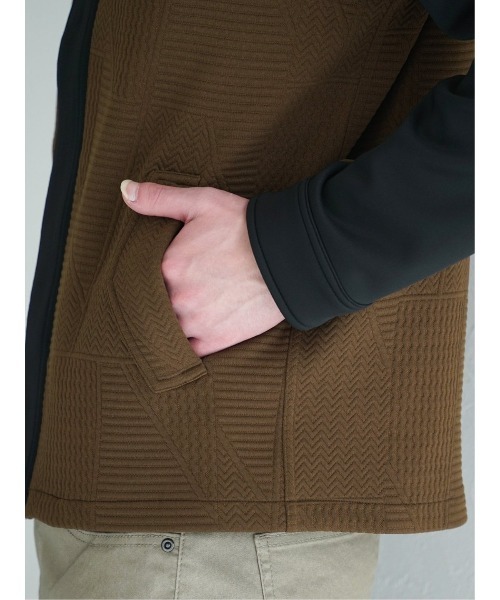 m.f.editorial（エムエフエディトリアル）の「【ストレッチ】m.f.エディトリアル メンズ ふくれ×ポンチ切替 フードZIPアウター（パーカー・メンズ・ブラック/ブラウン・X-LARGE/MEDIUM/LARGE）」の12枚目の写真