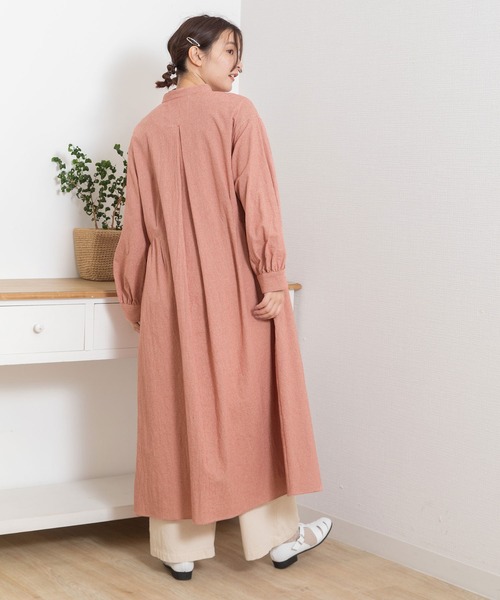 POU DOU DOU（プードゥドゥ）の「スタンドカラー前あきワンピース（ワンピース・レディース・レッド/ブルー/ブラック・3）」の15枚目の写真