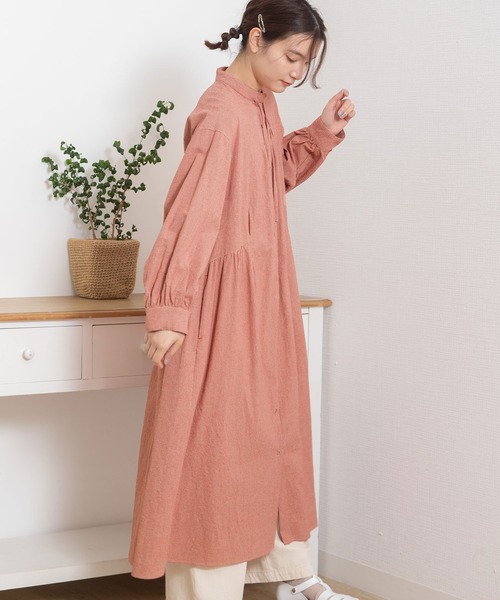 POU DOU DOU（プードゥドゥ）の「スタンドカラー前あきワンピース（ワンピース・レディース・レッド/ブルー/ブラック・3）」の16枚目の写真