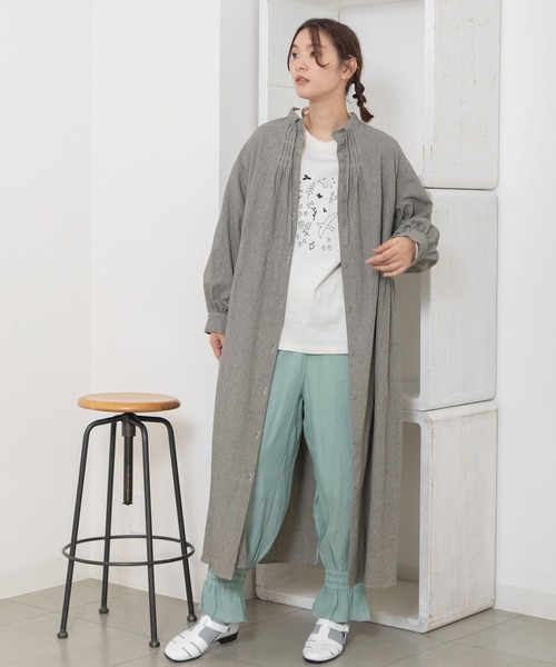 POU DOU DOU（プードゥドゥ）の「スタンドカラー前あきワンピース（ワンピース・レディース・レッド/ブルー/ブラック・3）」の14枚目の写真