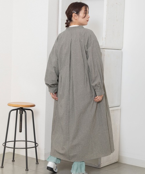 POU DOU DOU（プードゥドゥ）の「スタンドカラー前あきワンピース（ワンピース・レディース・レッド/ブルー/ブラック・3）」の6枚目の写真