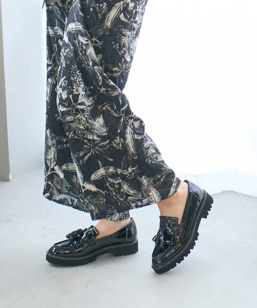MM6 厚底 ローファー タッセル ネイビー マルジェラ セール】厚底タッセルローファー（ローファー）｜Mode et Jacomo